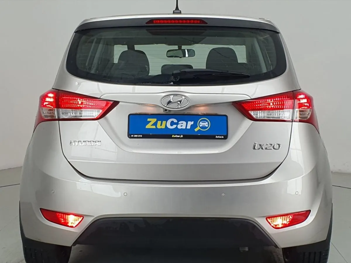 Hyundai ix20  47 1.6 Petrol Deluxe - Image 4