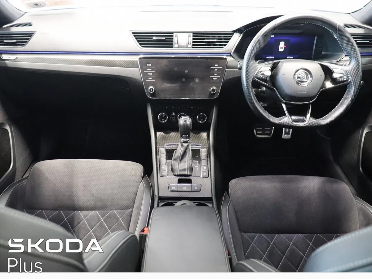 Skoda Superb SPORTLINE 2.0 TDI 150 BHP DSG - Image 2