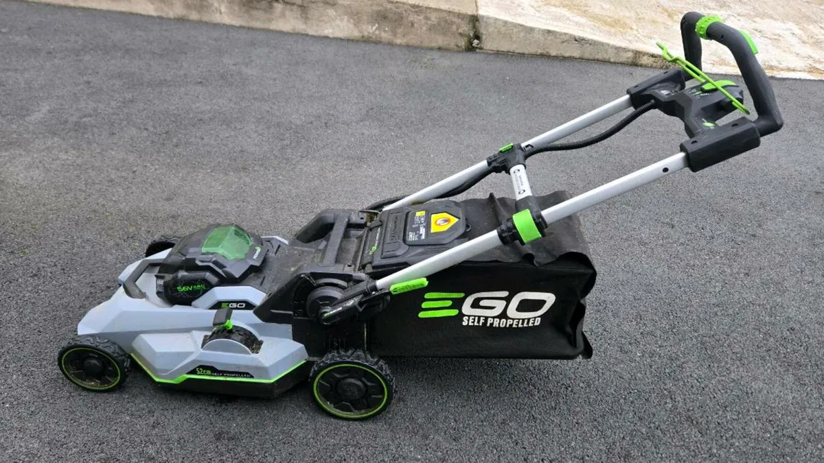 Ego lawn mower 21 inch - Image 1