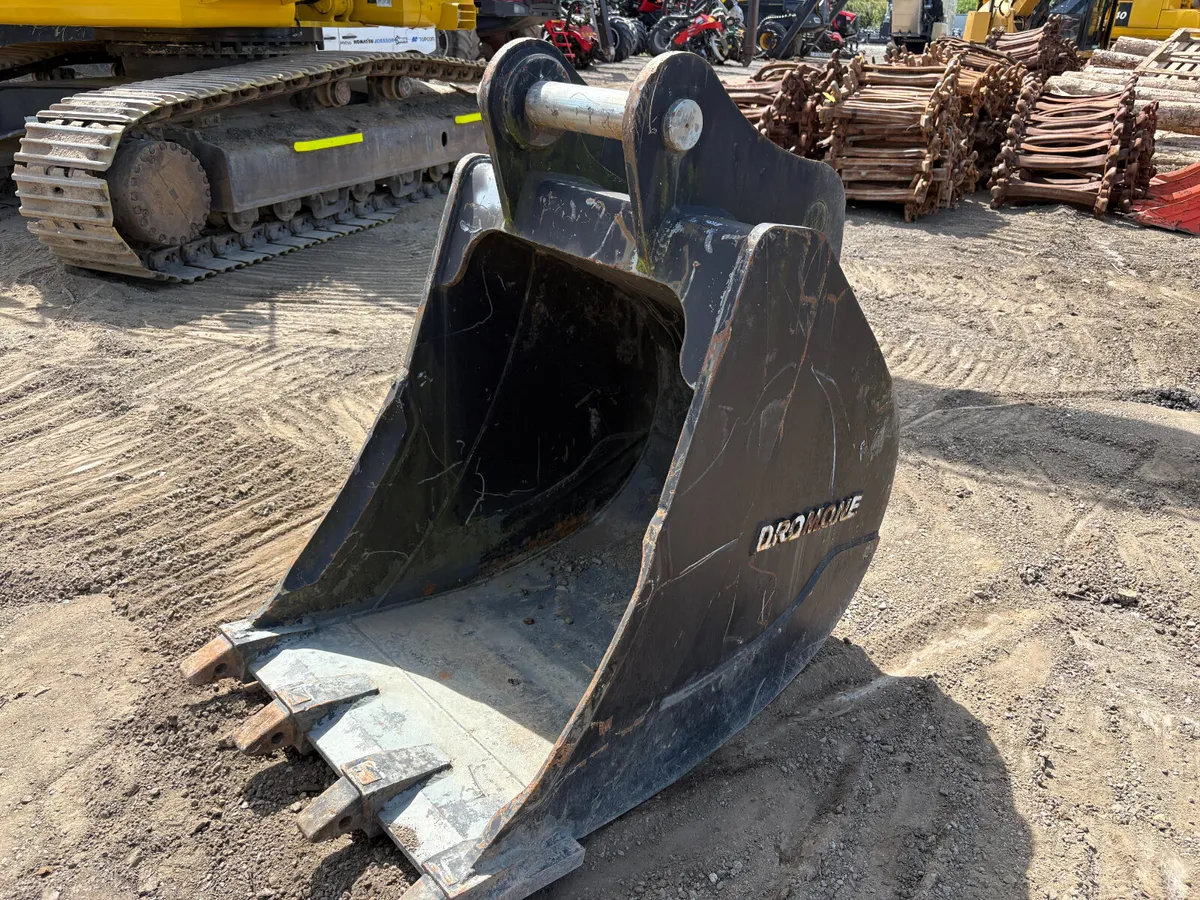 Digging Bucket (D16) - Image 1