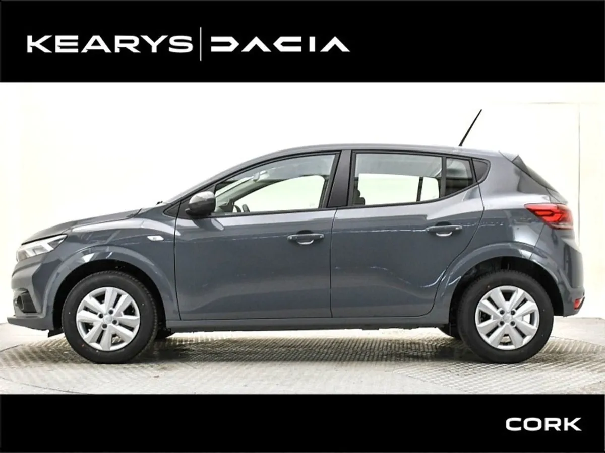 Dacia Sandero Expression TCe 90 5Sp Gsr2 - Image 4