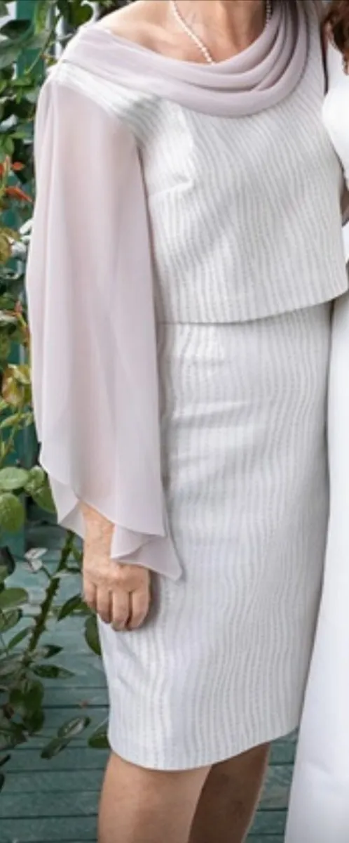 Lisabella Mother of the bride dress, as new - Image 2