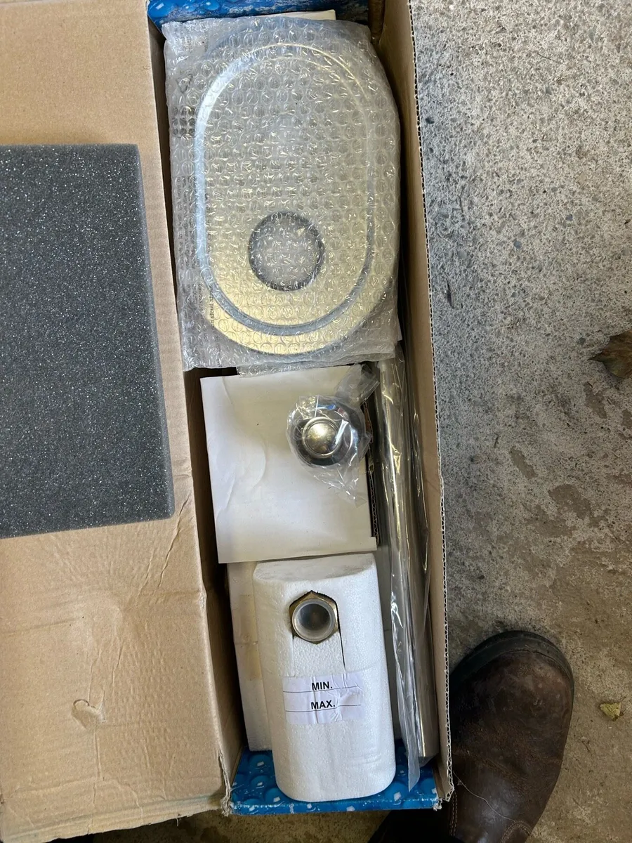 Atlantis Concealed Thermostatic shower - Image 3