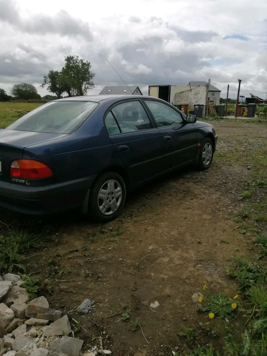 Toyota avensis 00 - Image 4