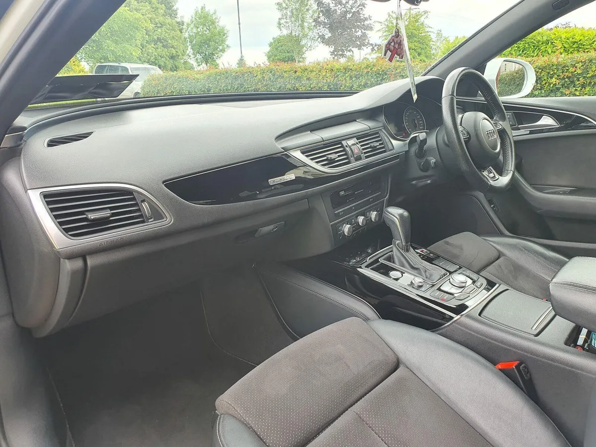Audi A6 c7 black edition quattro - Image 2