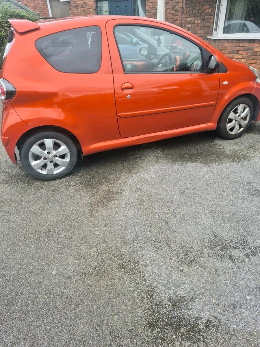 Toyota Aygo Fire 2013 - Image 4