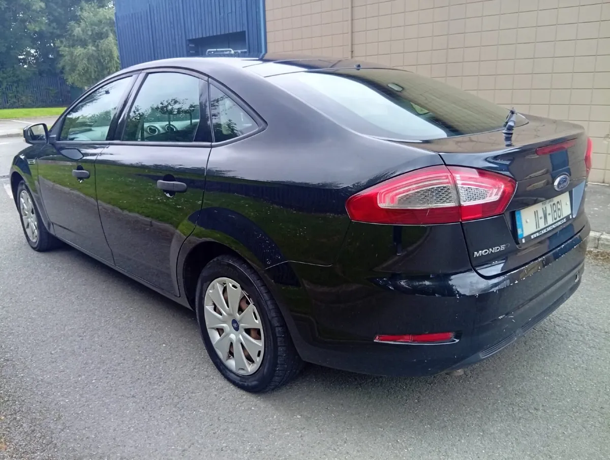 Ford Mondeo 2011. 900 euro no offers - Image 3