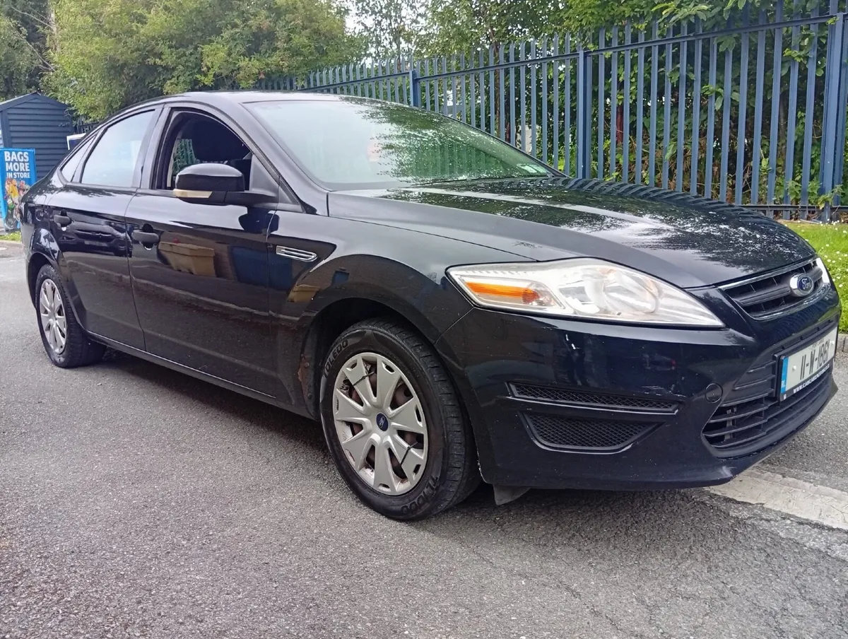 Ford Mondeo 2011. 900 euro no offers - Image 1