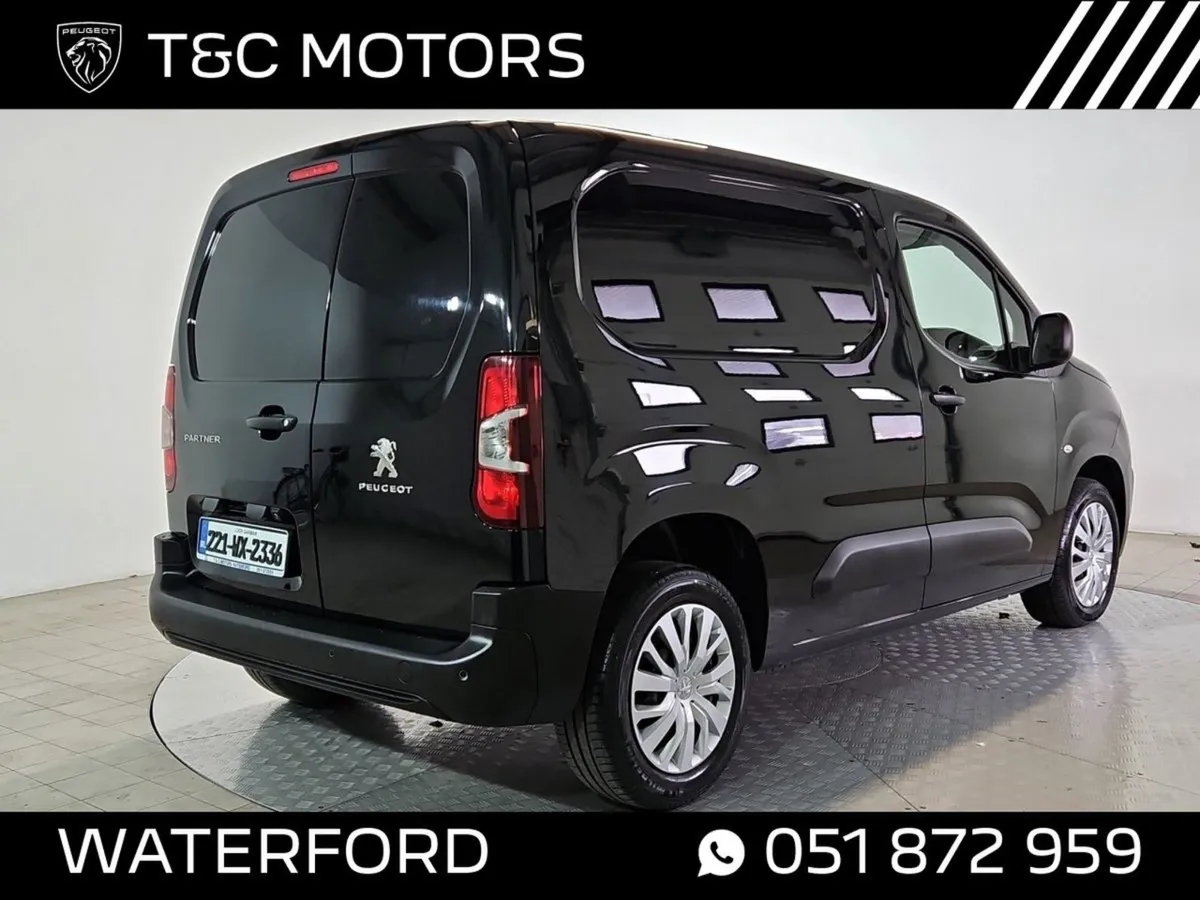 Peugeot Partner Price is EX Vat  Reversing Camera - Image 4