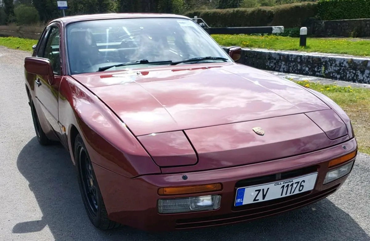 Porsche 944 turbo - Image 2