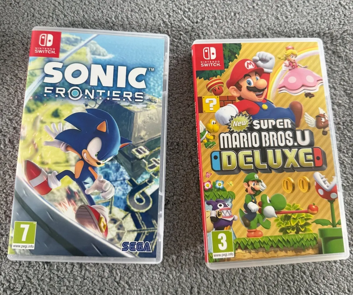 Nintendo Switch OLED + 1 Game  + Carrying Case - Image 2