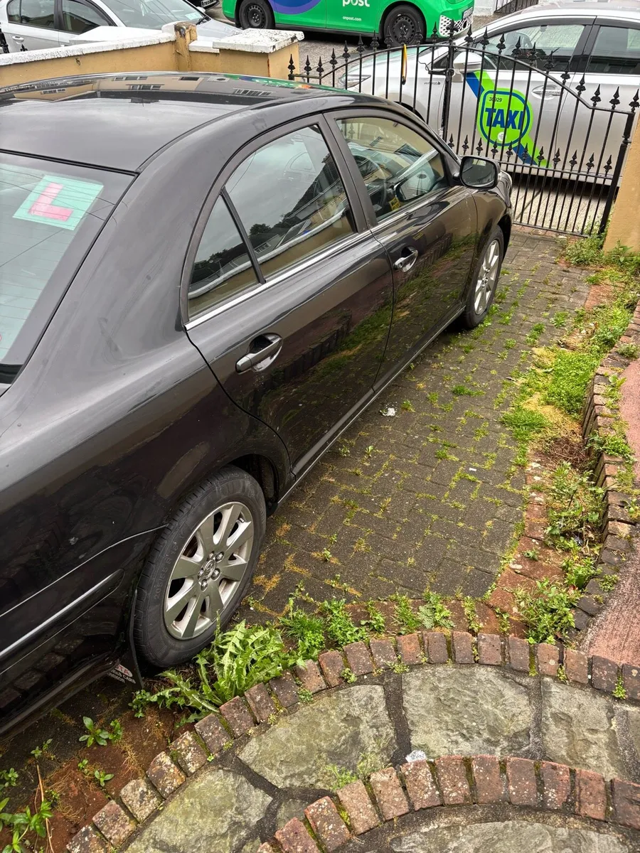 Avensis - Image 3