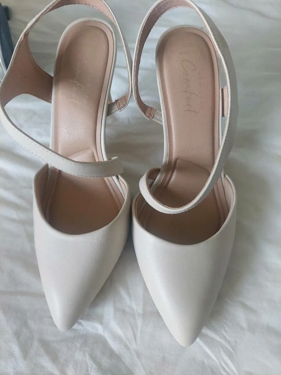 Sandles/summer shoes - Image 1