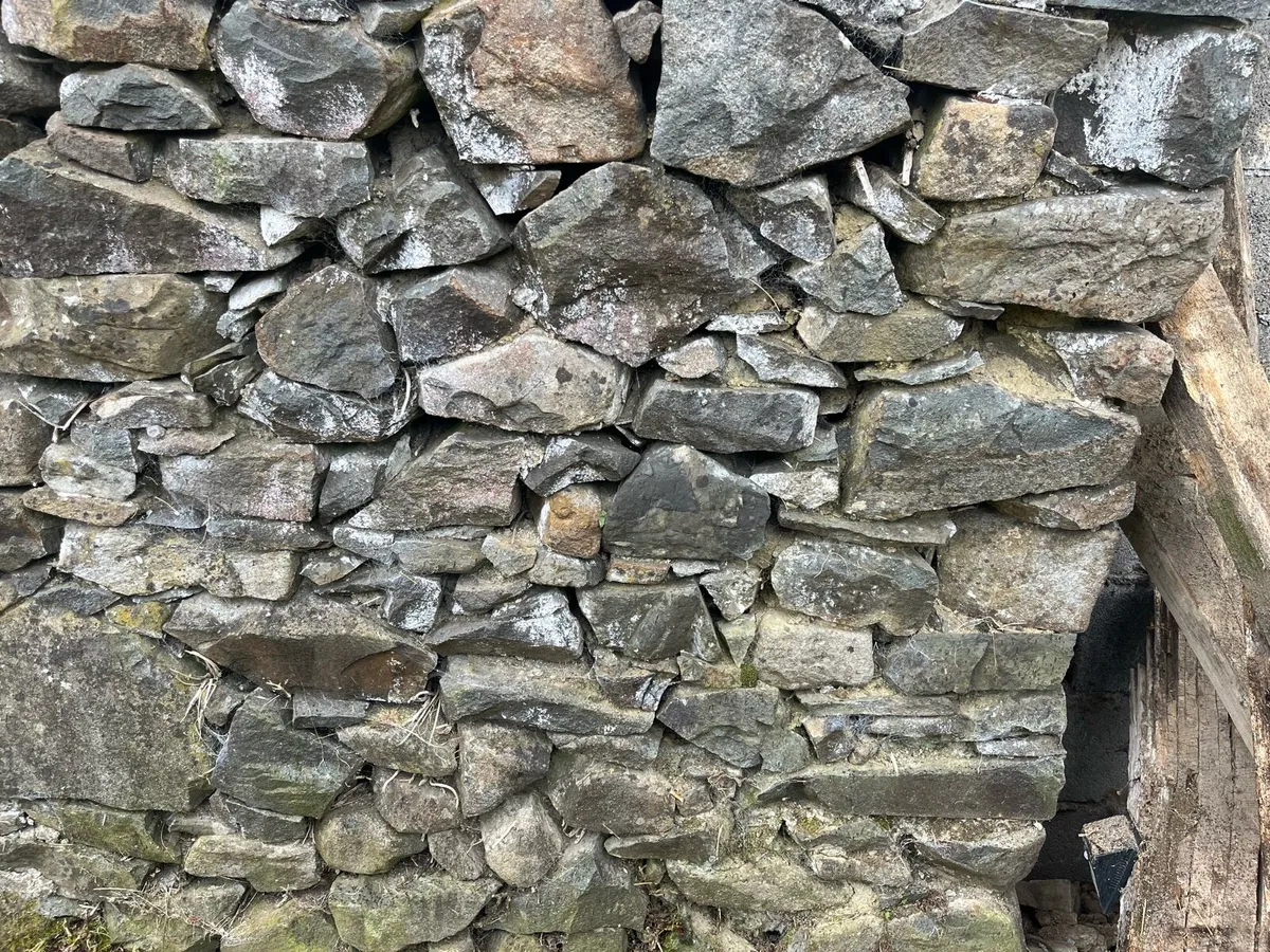 Building Stone - Image 3