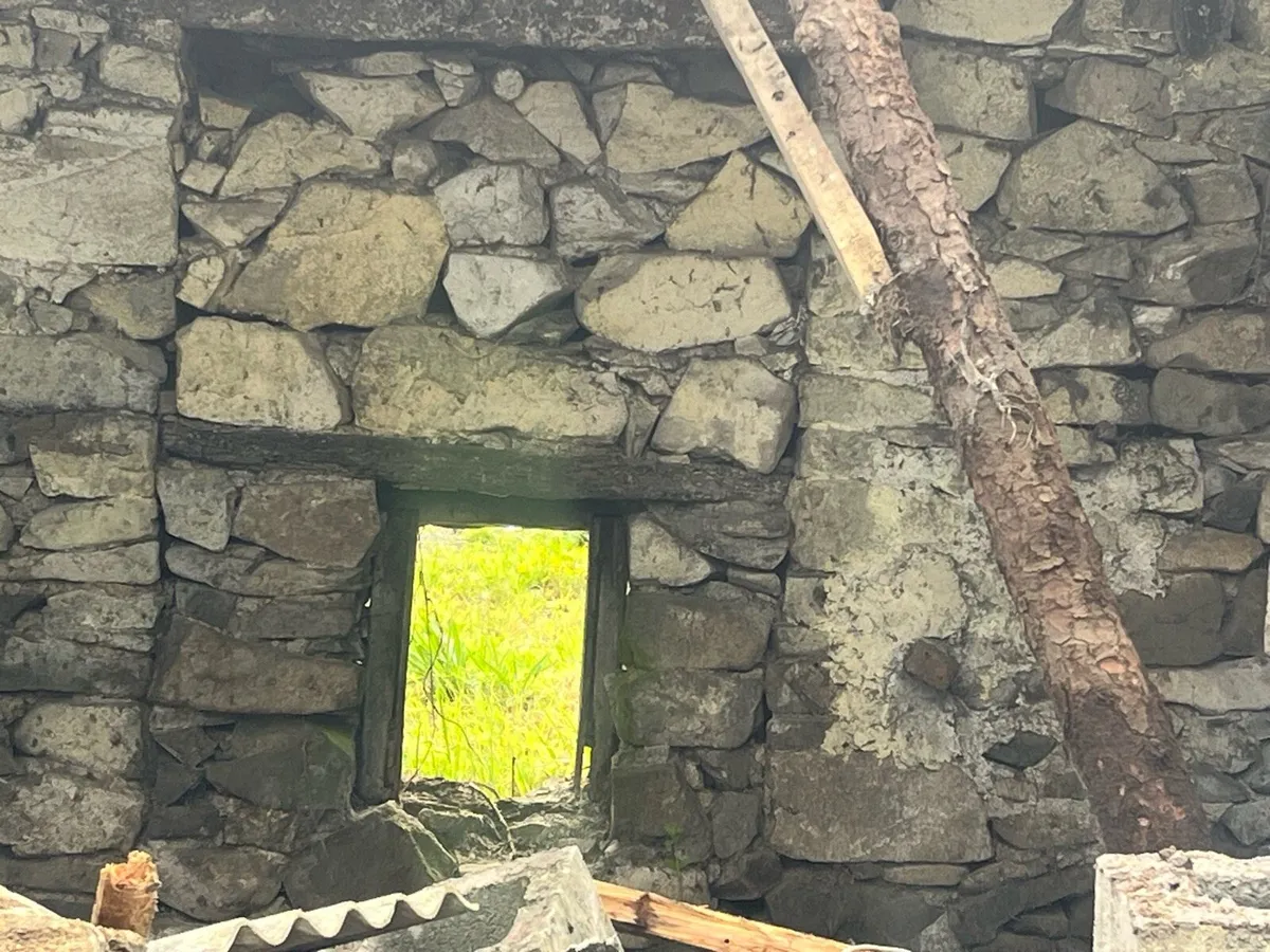 Building Stone - Image 4