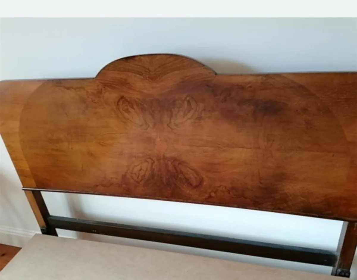 Lovely vintage 1930s bed frame (4'6"). - Image 3