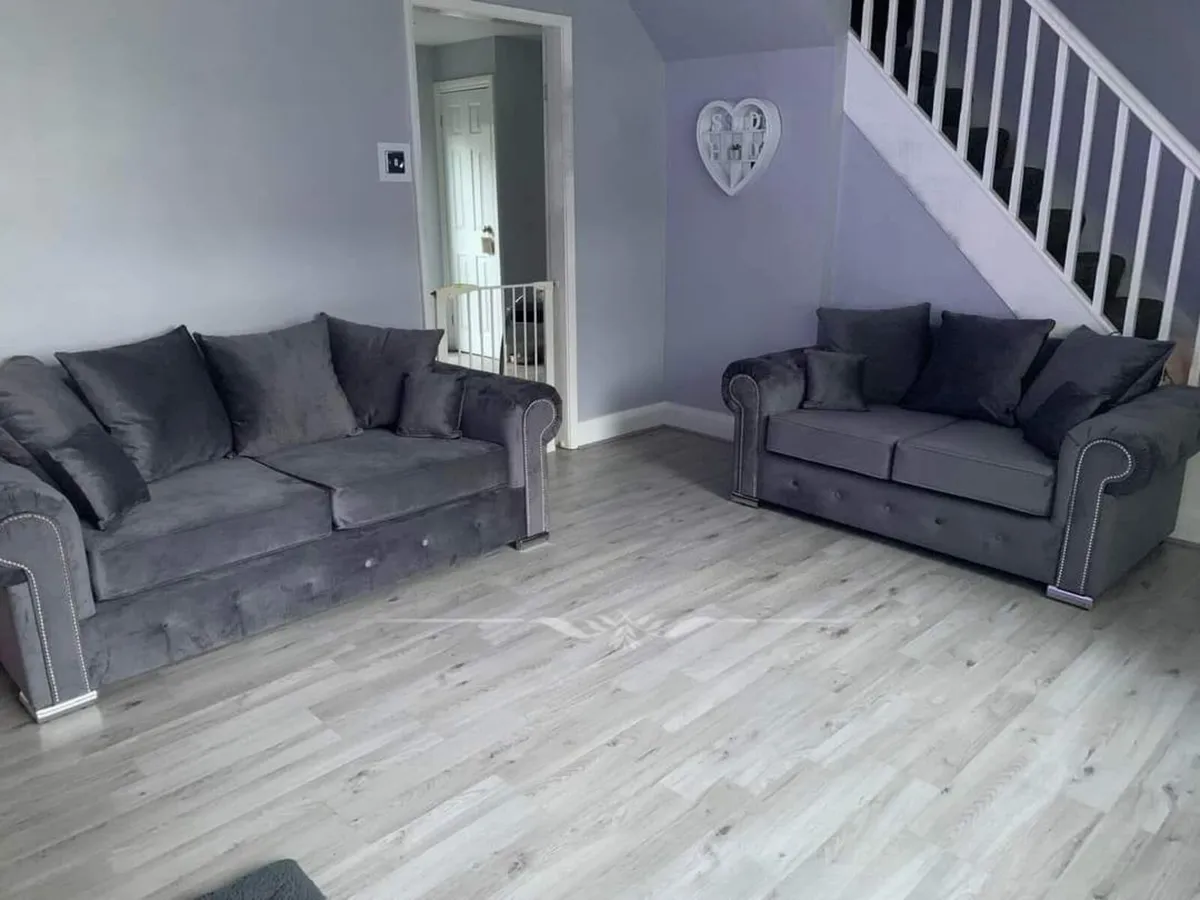 Recliner & Non Recliner Sofa Sets
Brand new leathe - Image 3