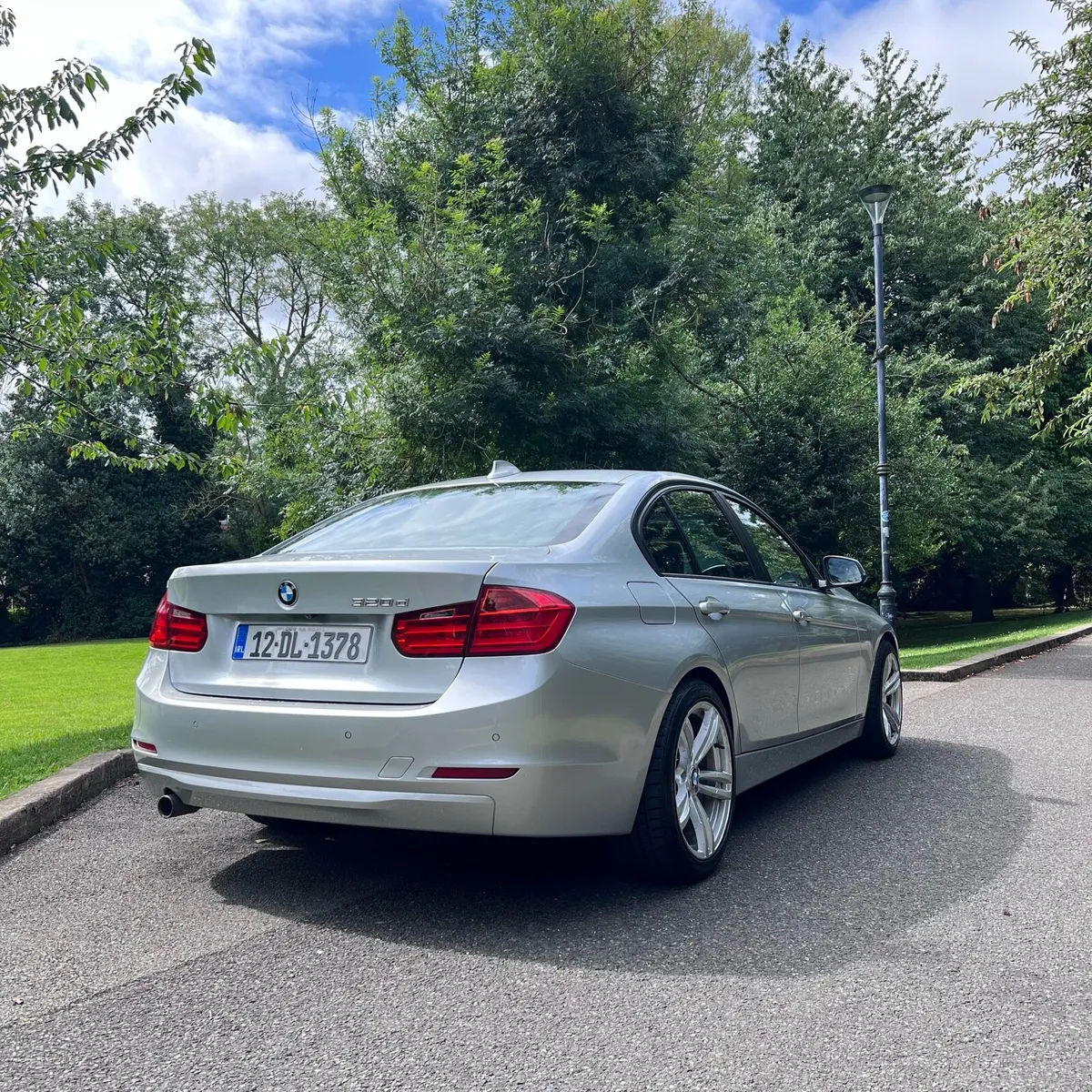 BMW 320d High Spec - Image 4