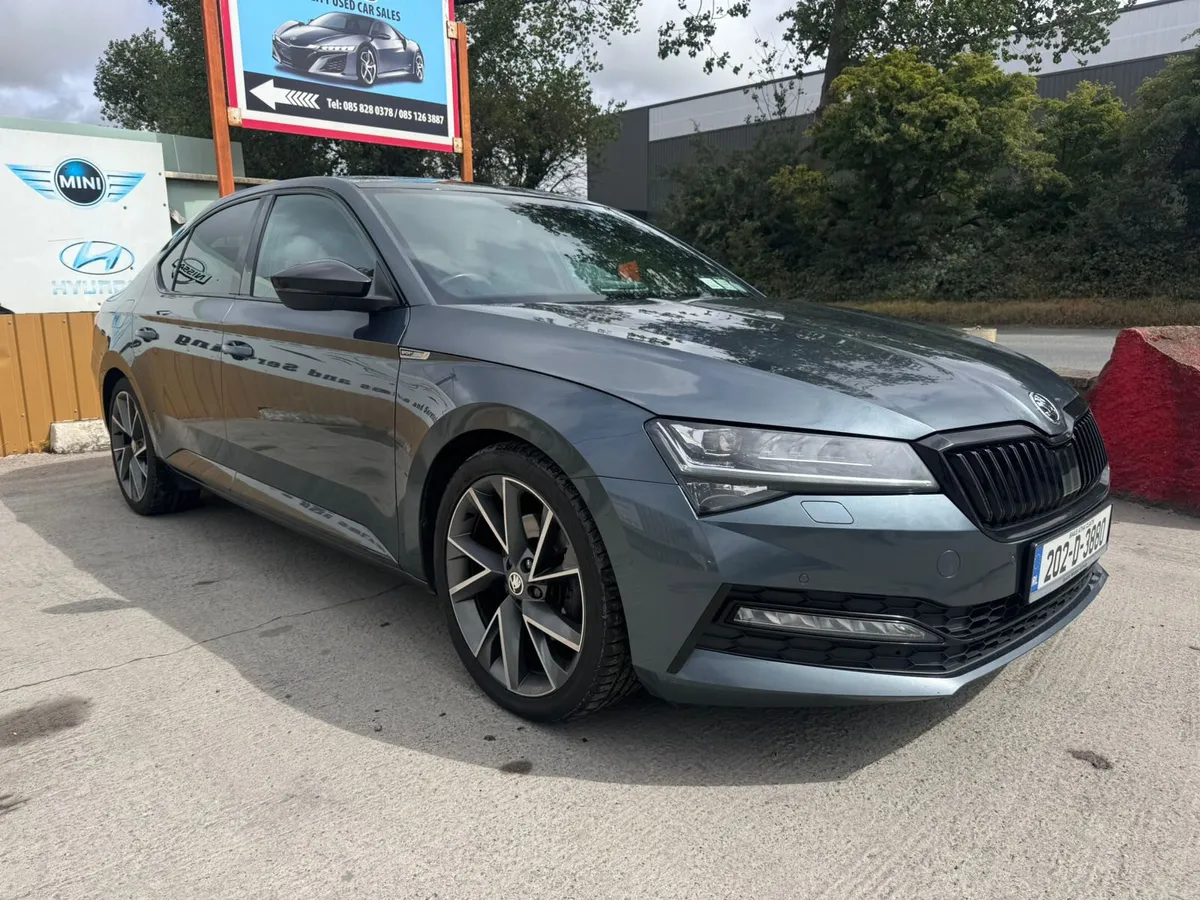 202 Skoda Superb 2.0TDI SPORTLINE Auto DSG - Image 2