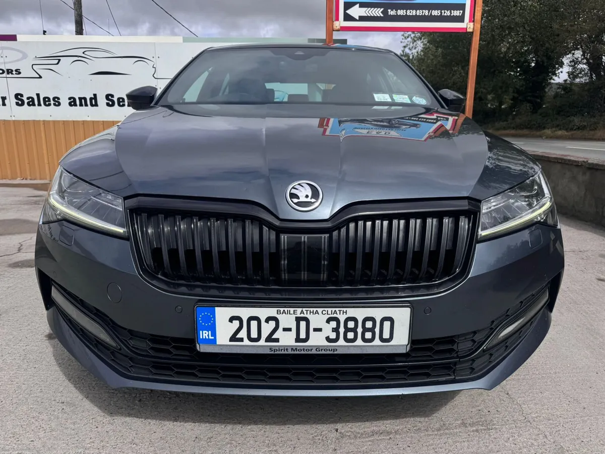 202 Skoda Superb 2.0TDI SPORTLINE Auto DSG - Image 4