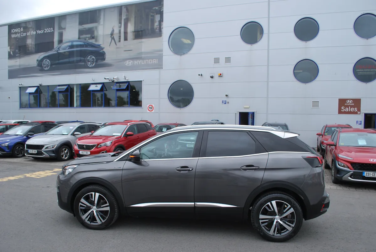 Peugeot 3008 2018 - Image 2