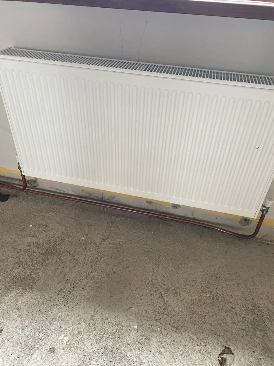 Copper cylinder & radiators - Image 2