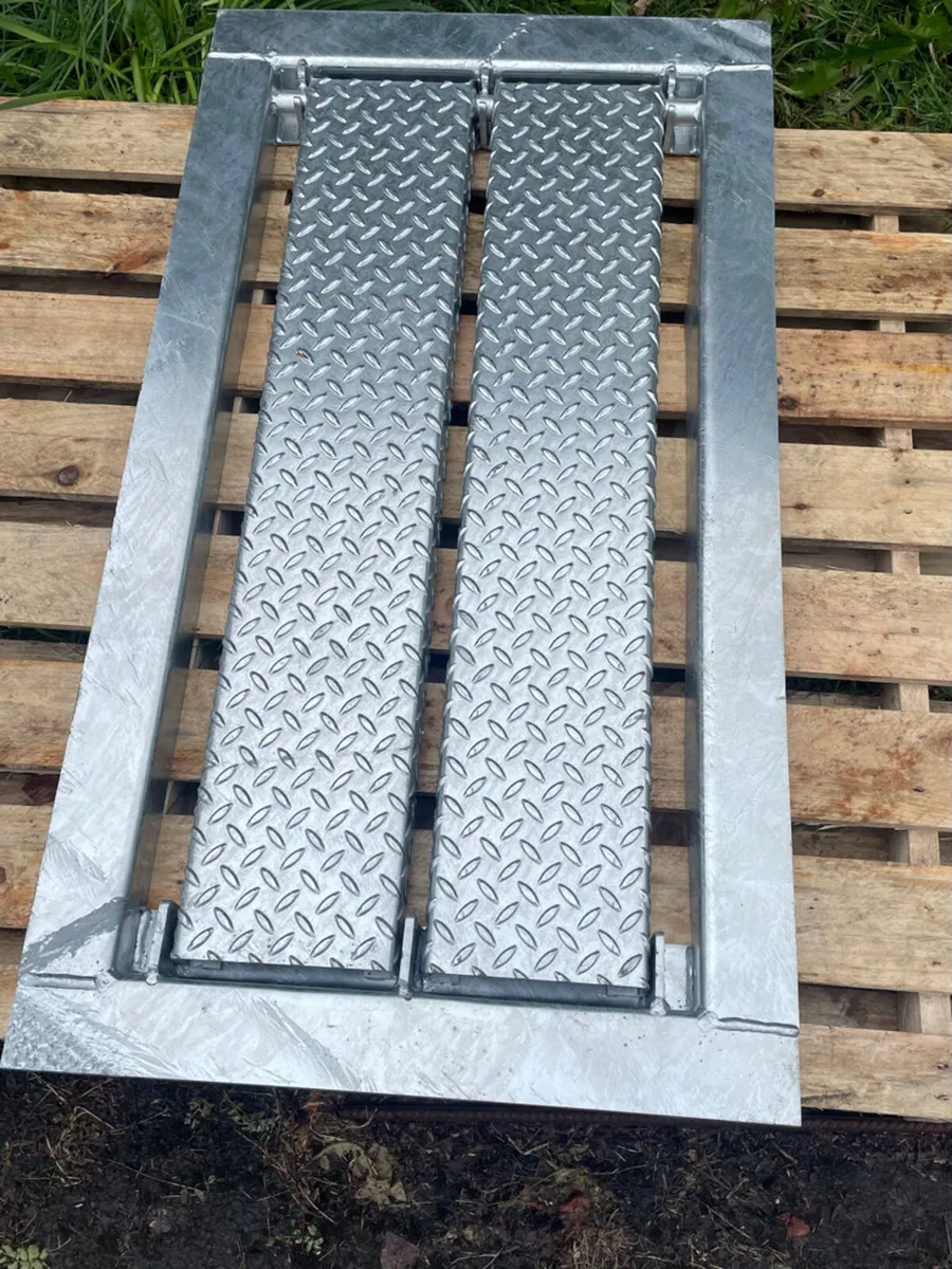 Slurry store covers - Image 3