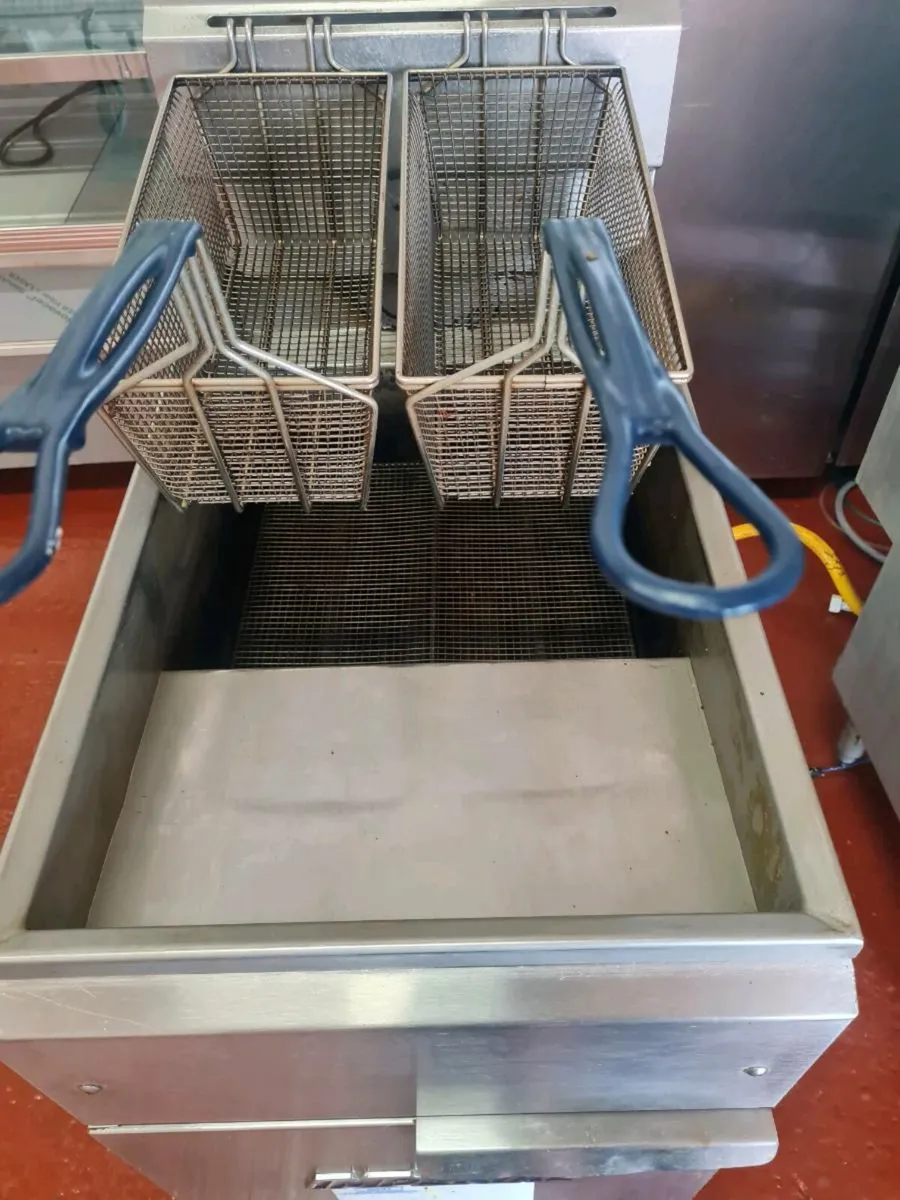 Imperial Fryer - natural gas - Image 2