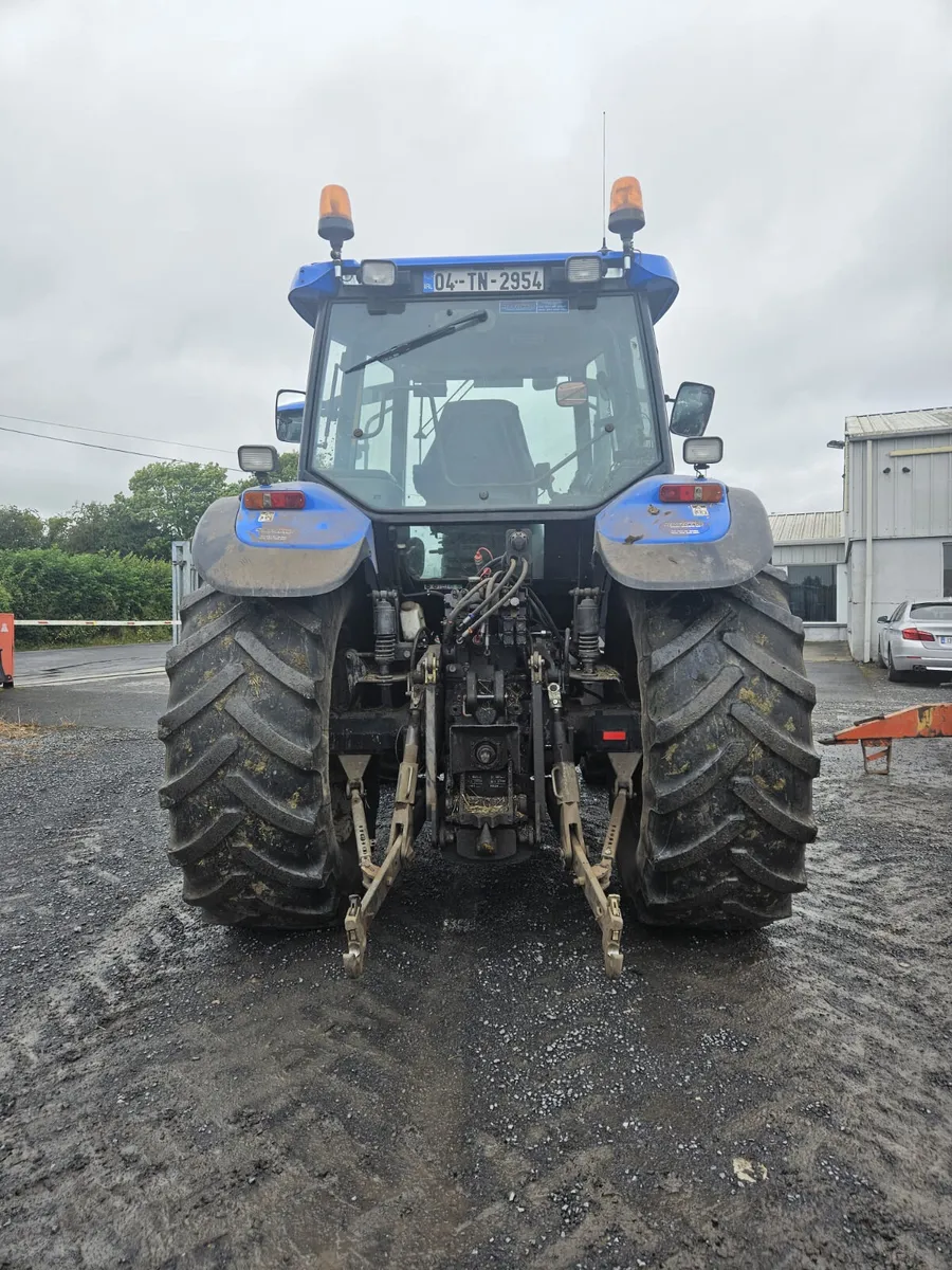 New Holland TM155 2004 - Image 2
