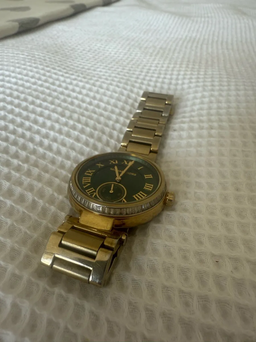 Michael Kors Gold Watch - Image 3