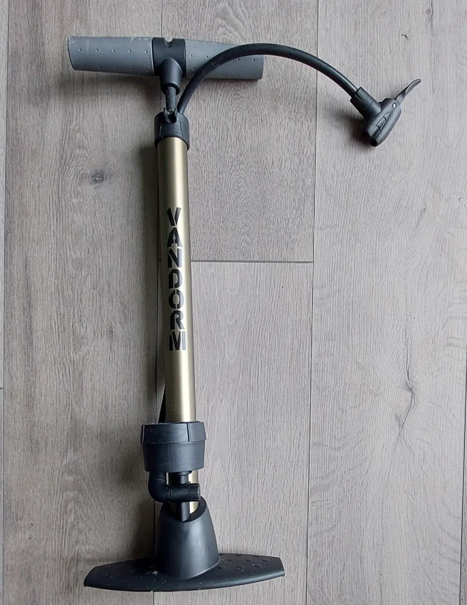 Bicycle pump with display - Image 3