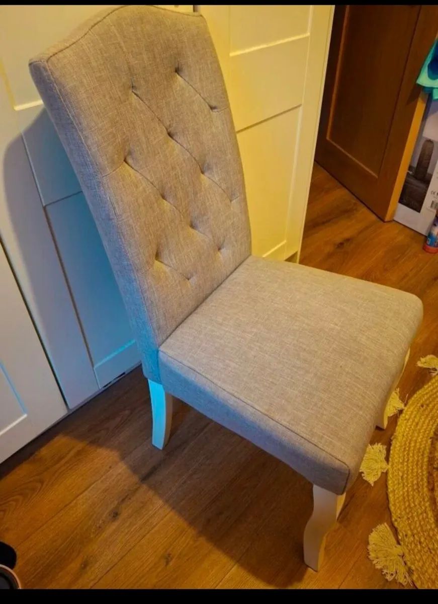 Dressing Table and Chair - Image 3