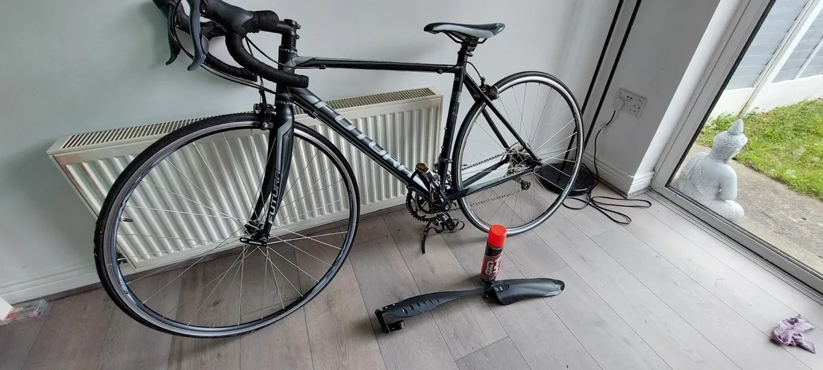 Road bike Futura frame size 51 great teens women - Image 1