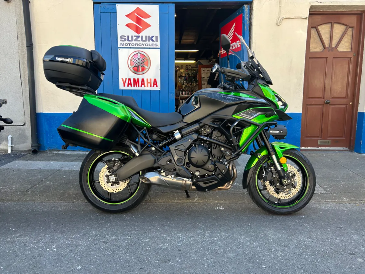 232 Kawasaki Versys 650 GT - Image 1
