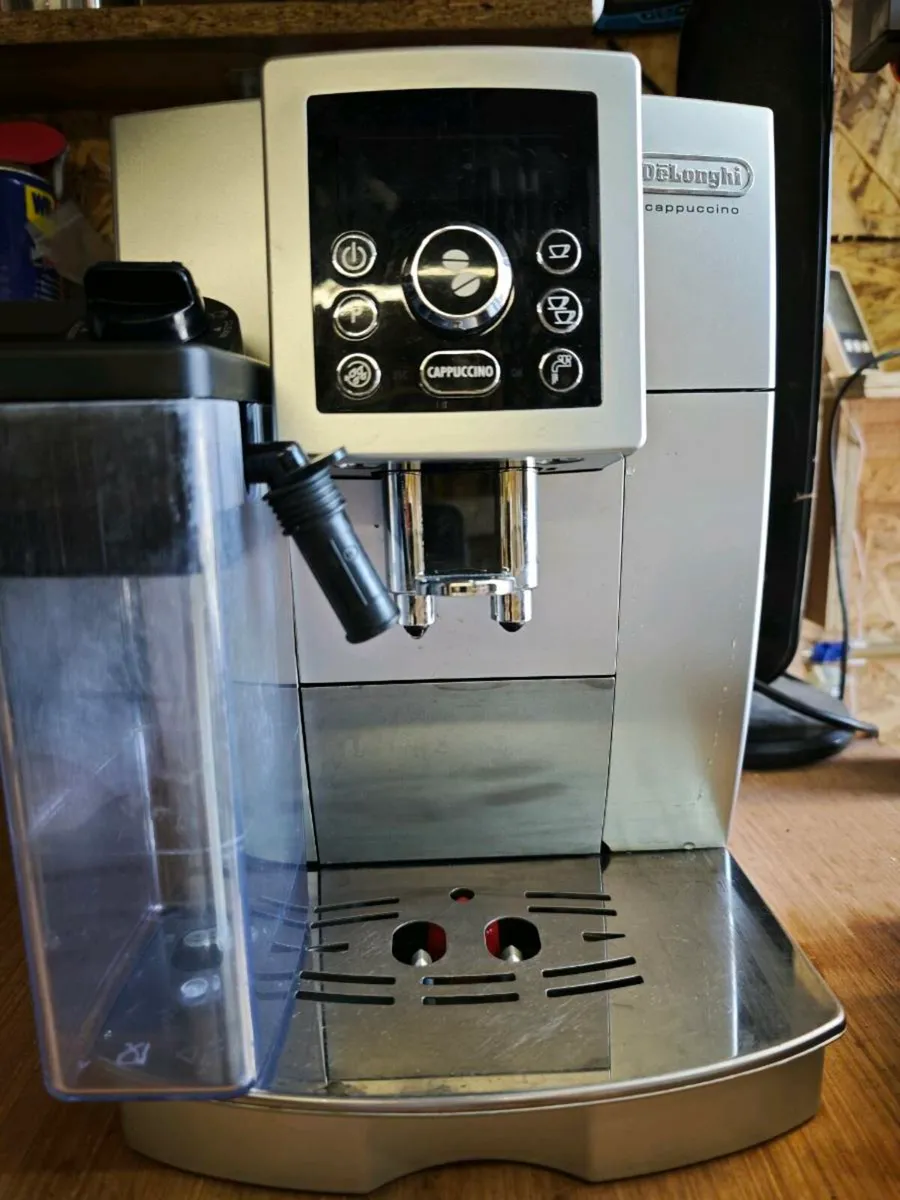 DeLonghi full automatic coffee machine - Image 3