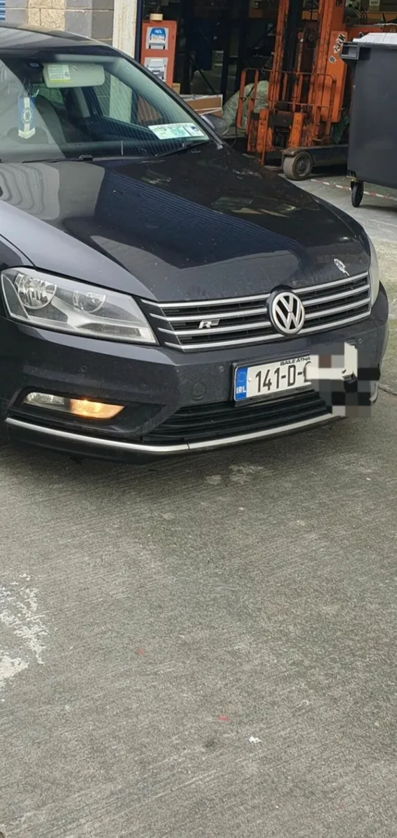 Volkswagen Passat 2014 r line - Image 4