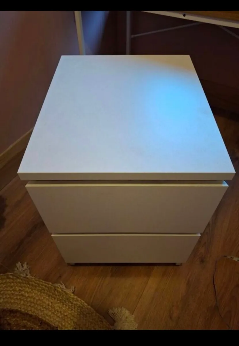 Locker - Image 2