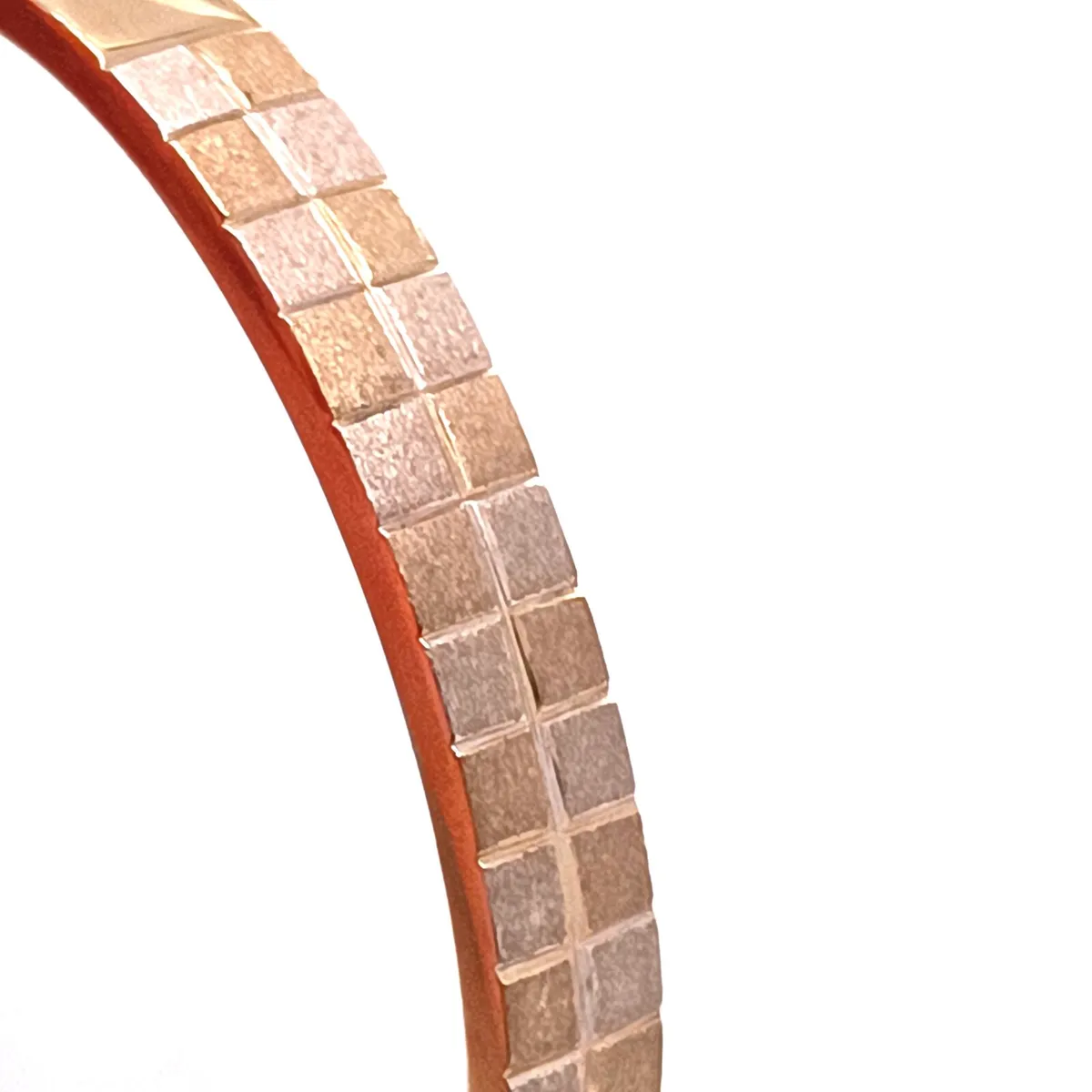 Vintage 9k Yellow Gold Bangle with Textured Panel - Image 3