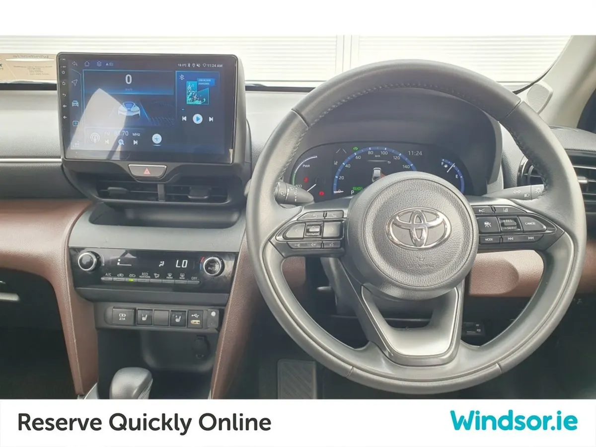 Toyota Yaris Cross Hybrid 1.5 Auto - Image 4