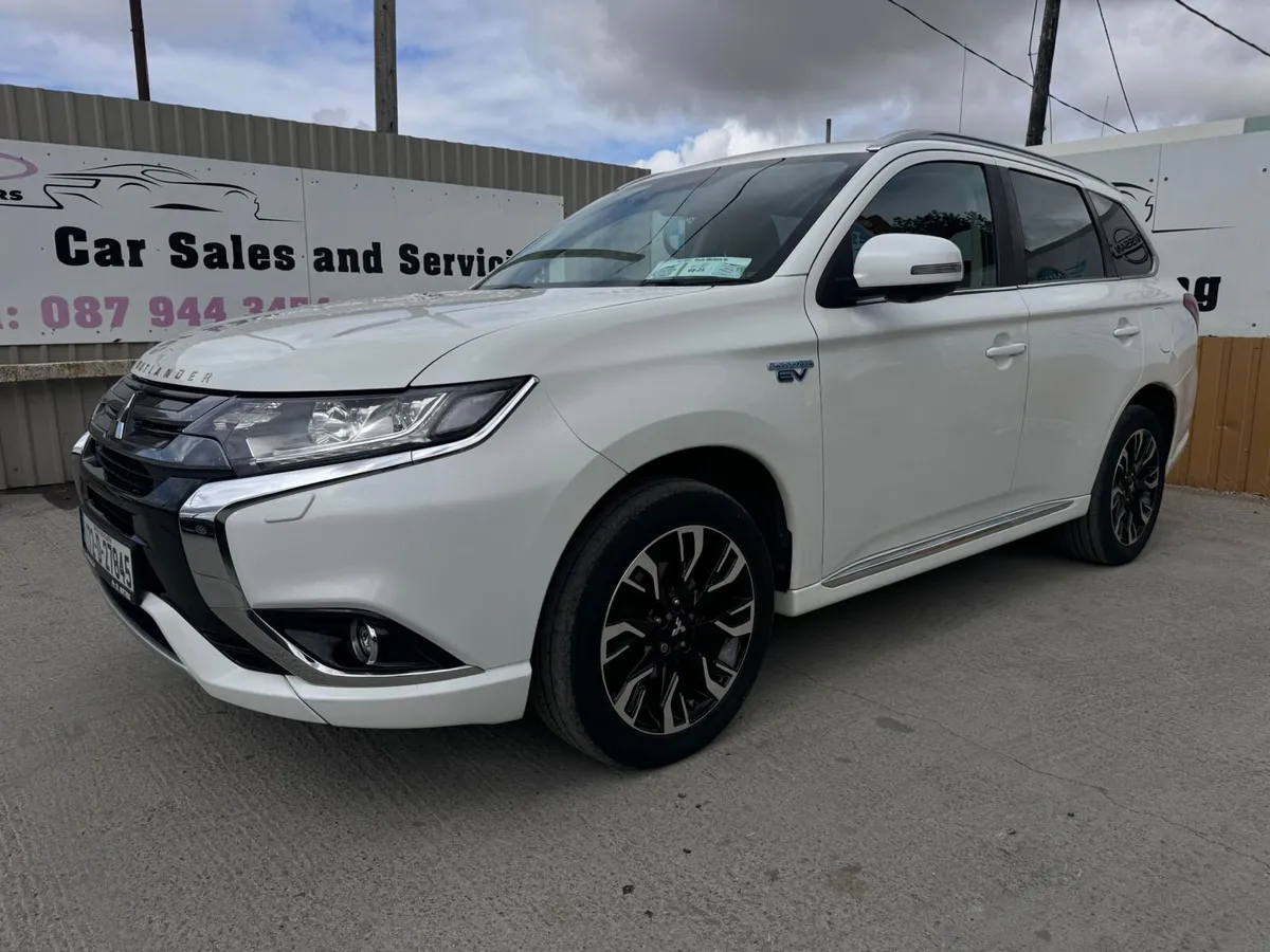172 Mitsubishi Outlander PHEV 2.0L High Spec - Image 3