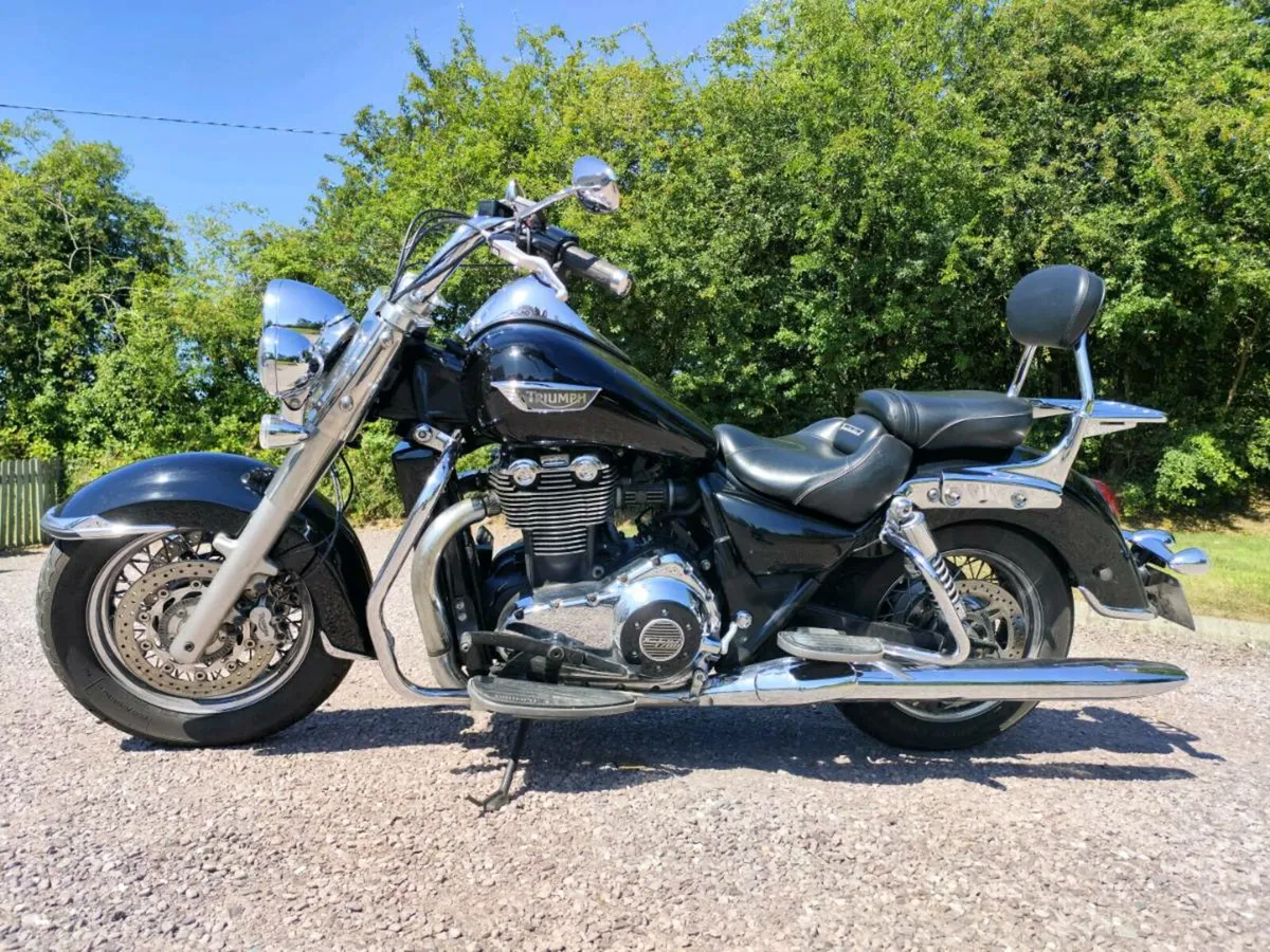 Triumph Thunderbird LT 2015 - Image 1