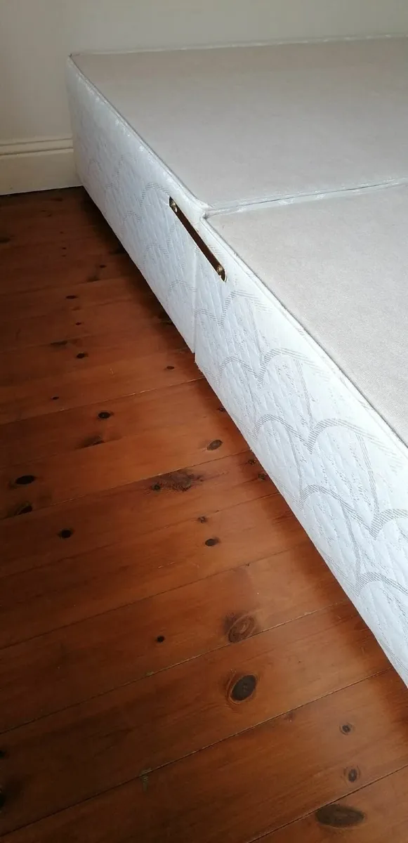 Double divan bed base - Image 1