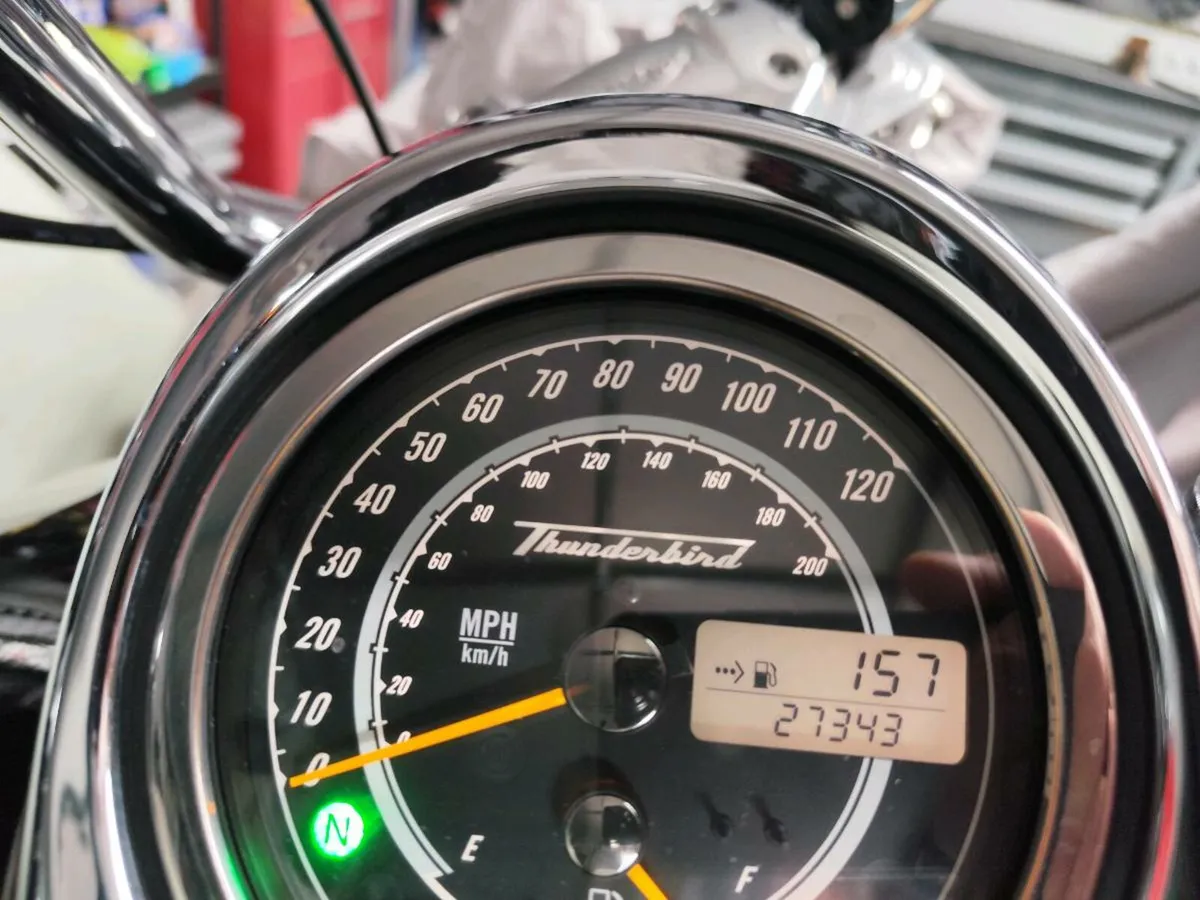 Triumph Thunderbird LT 2015 - Image 3