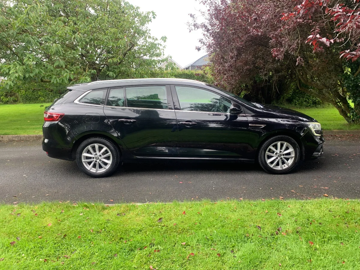 Renault Megane Estate 1.5 Dci.  2017 - Image 1