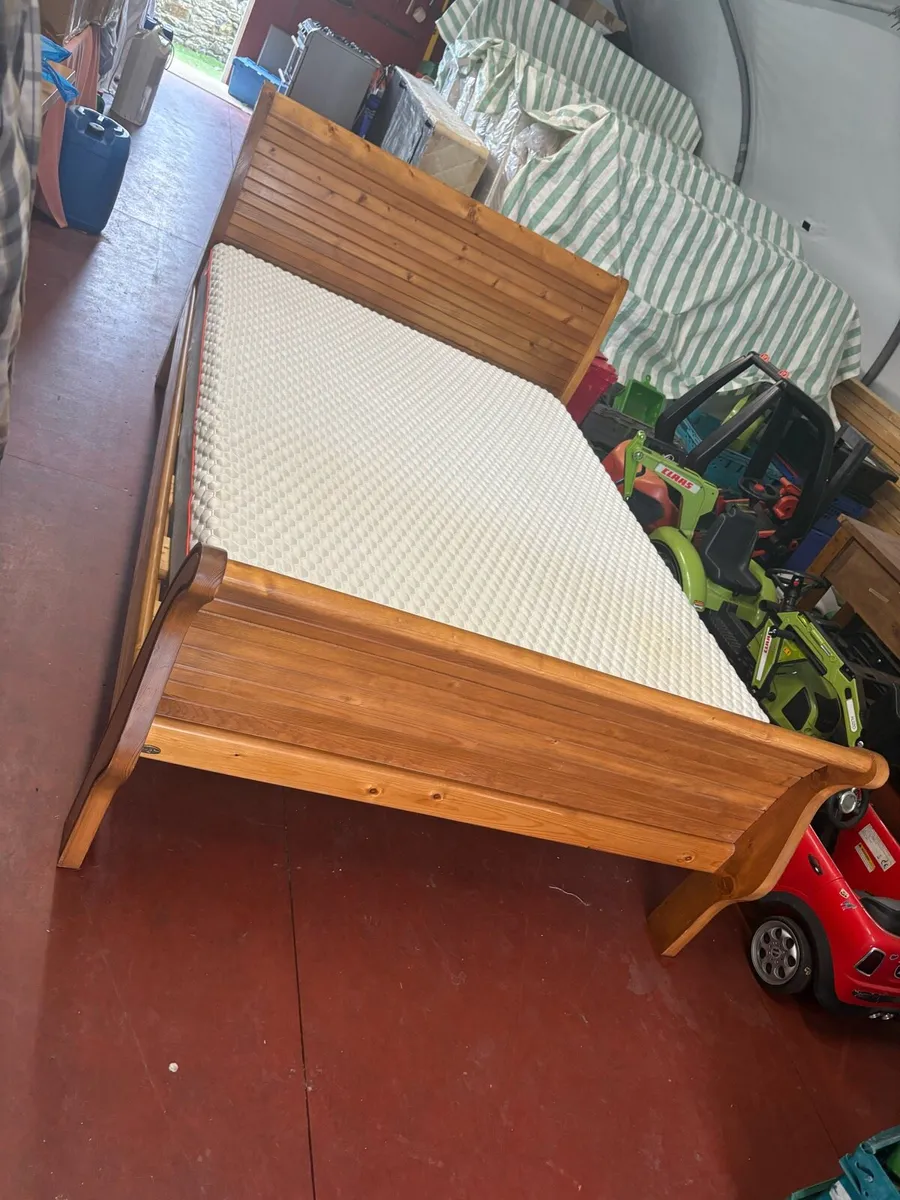 Double sleigh bed with mattress - Image 2