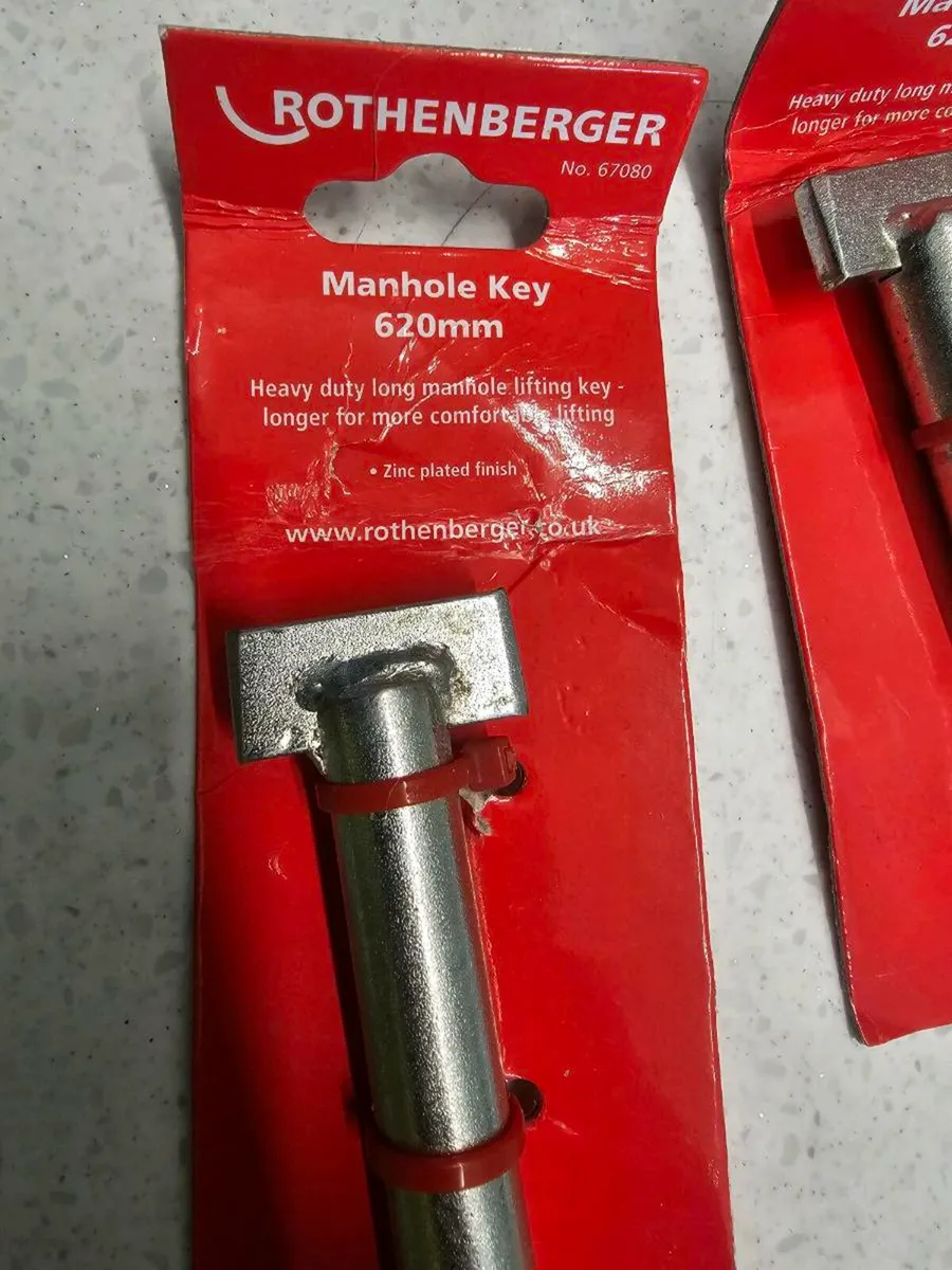 Manhole key 620mm - Image 3
