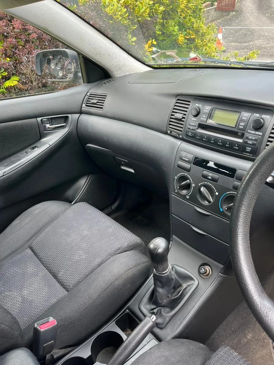 Toyota Corolla - Image 3