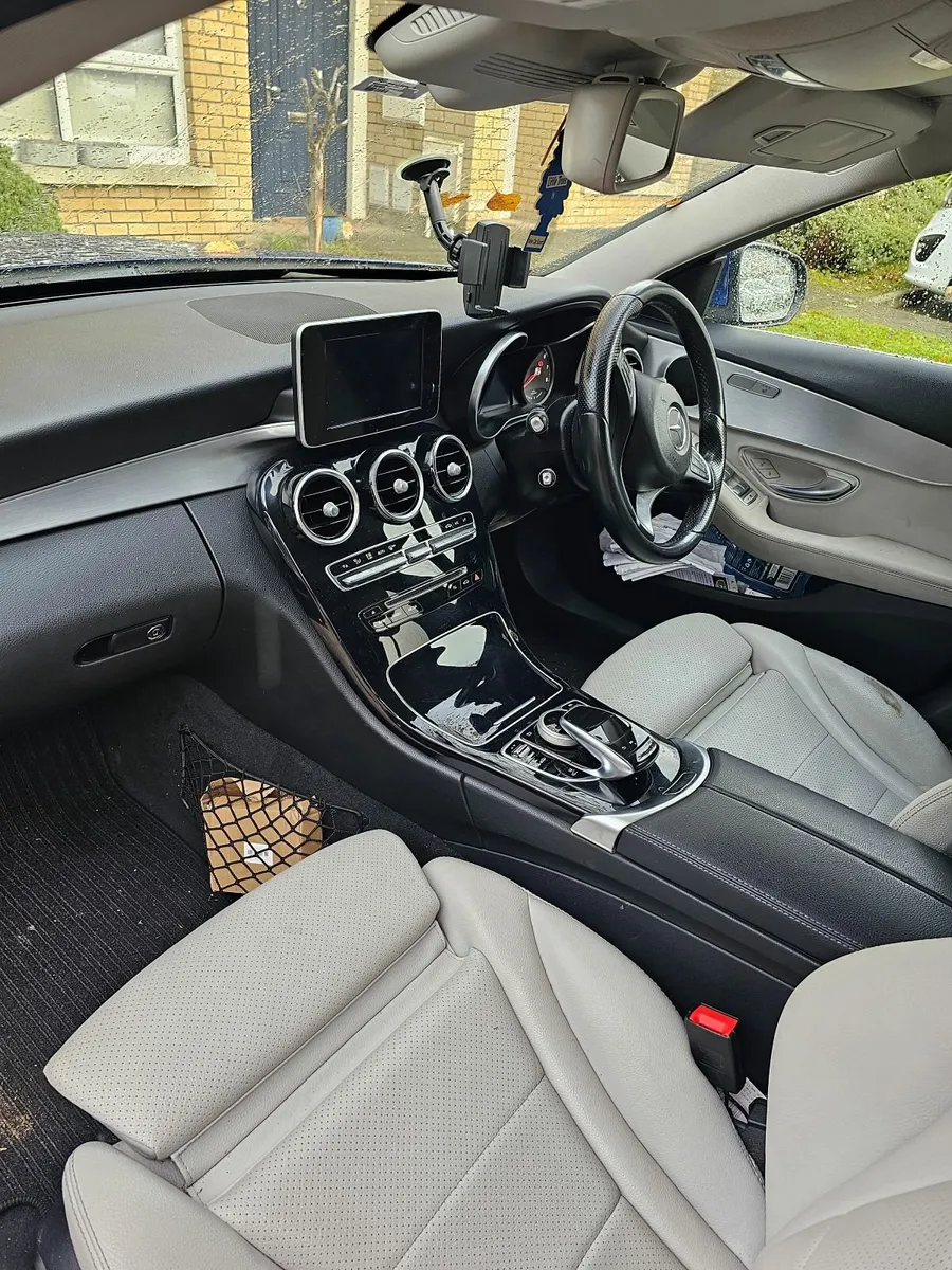Mercedes-Benz C-Class 2016 - Image 3