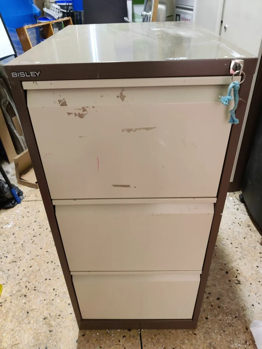 filing cabinet - Image 1