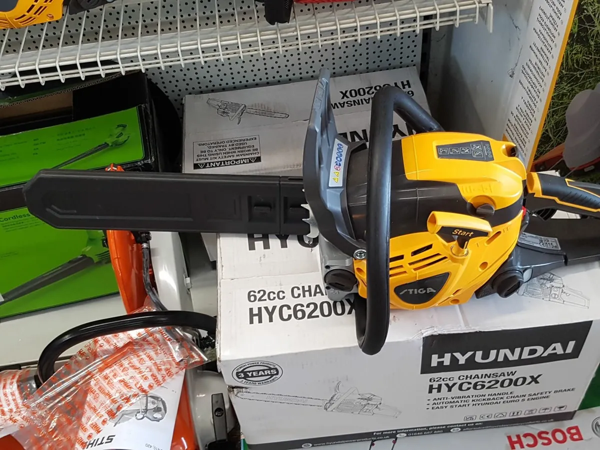 STIGA SP386 PETROL CHAINSAW - FOR SALE - Image 1
